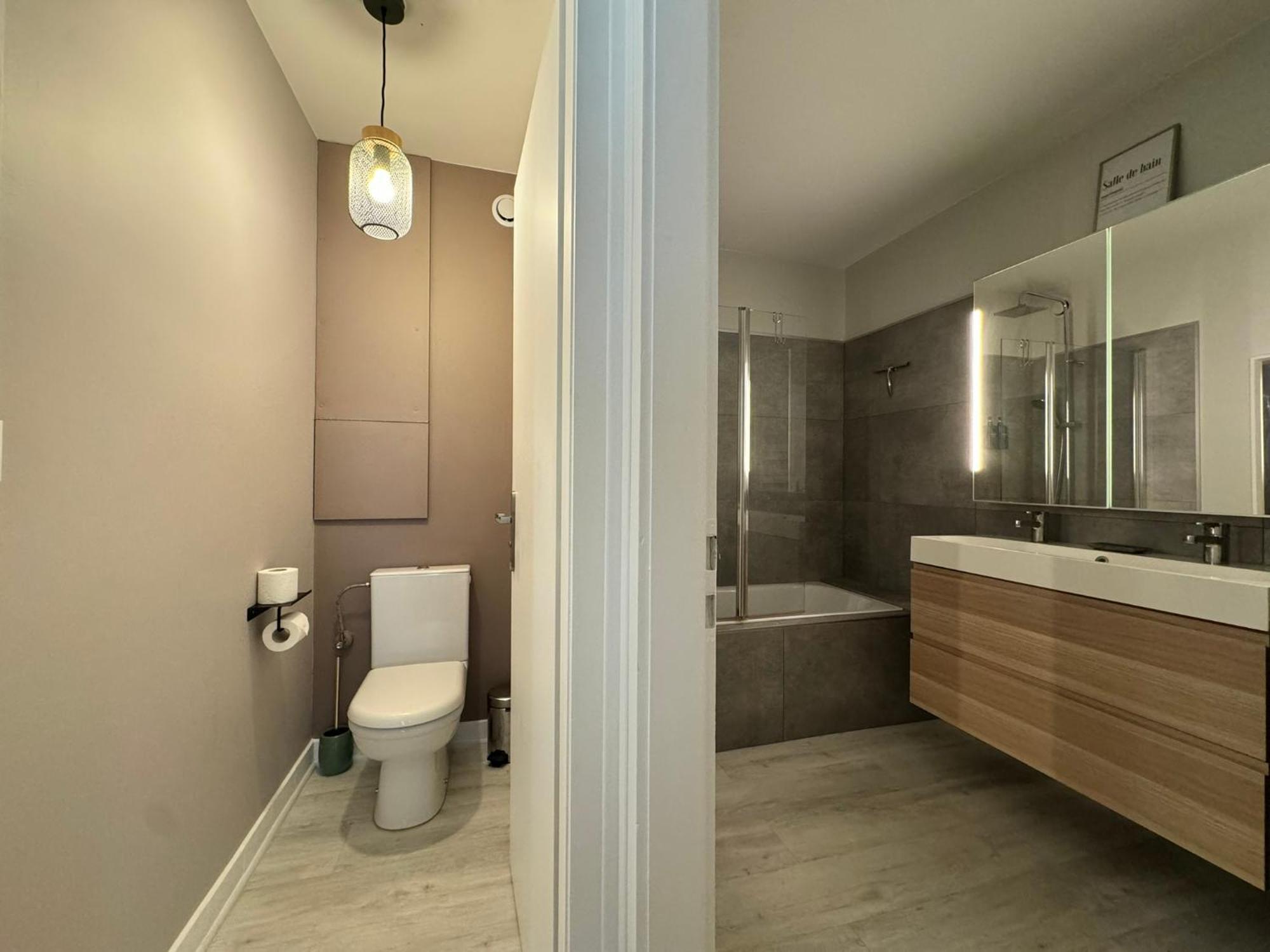 Appartement Avec Balcon Centre Ville Strasbourg Luaran gambar